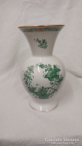 Indian basket pattern vase from Herend!