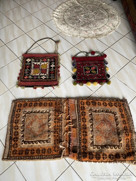 Hand-knotted nomadic Turkmen bag 1