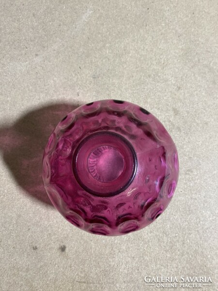Régi rózsaszín színezett csiszolt rétegelt üveg váza, 15 x 18 cm-es. 3038