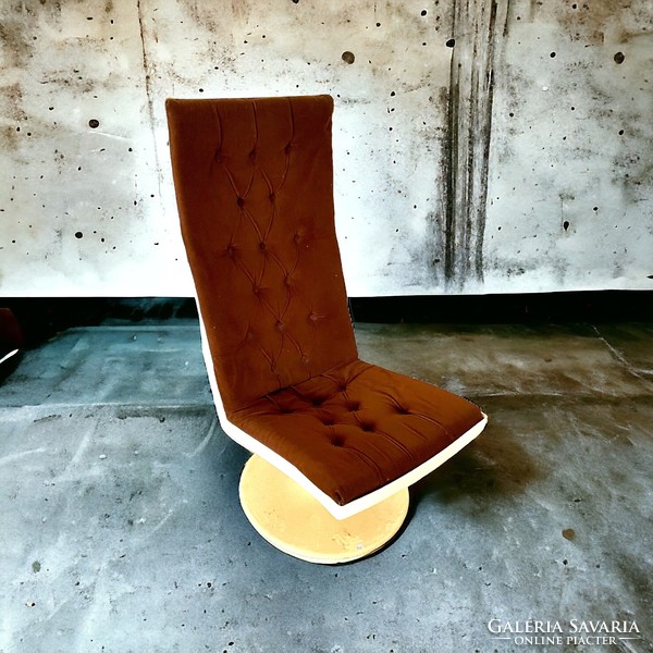 Retro, space age design tölcsérlábas fotel és lábtartó