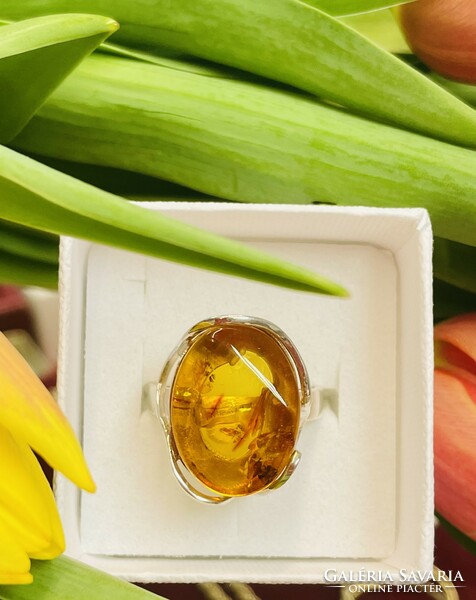 Silver ring with amber stone 62m