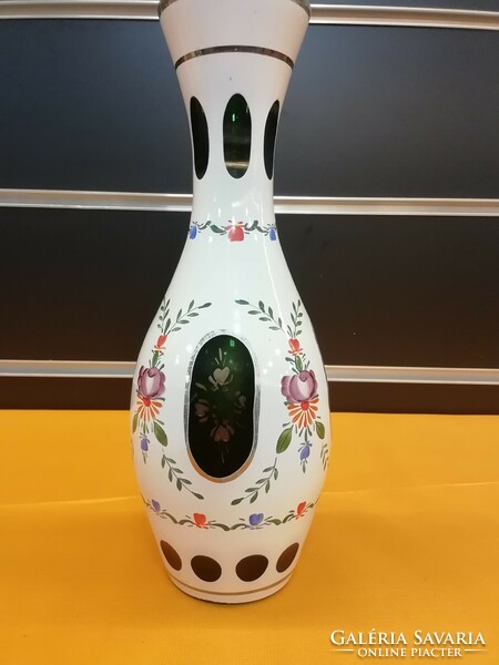 Cseh hántolt üveg váza