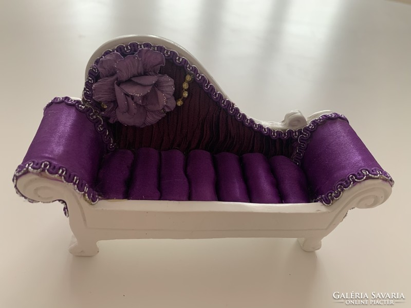 Special jewelry storage sofa sofa