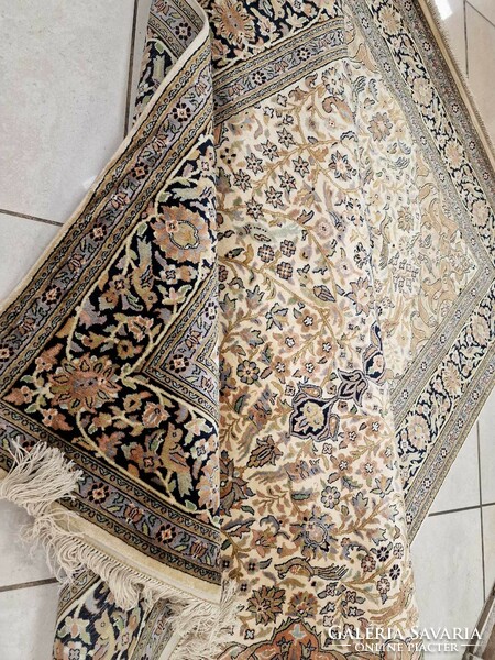 Dreamy handmade 100% caterpillar silk 125x200 Persian rug bz04