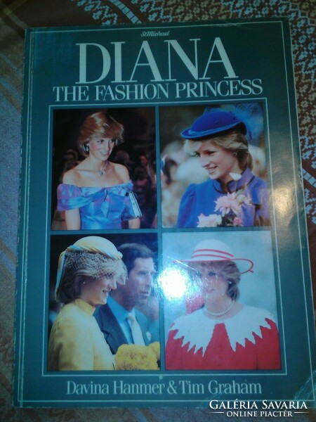 Diana hercegnő fashion angol album-ritkaság