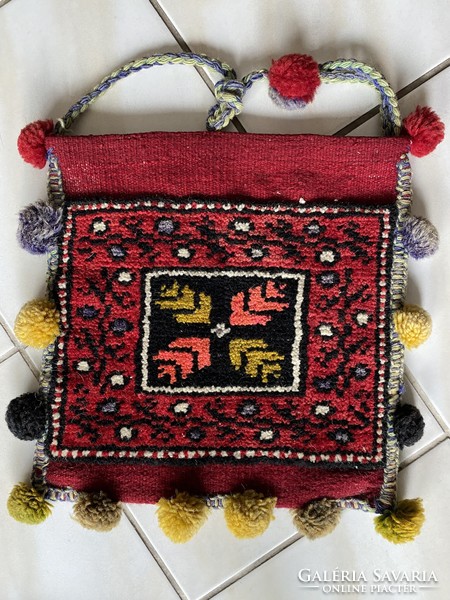 Hand-knotted nomadic Turkmen bag 2