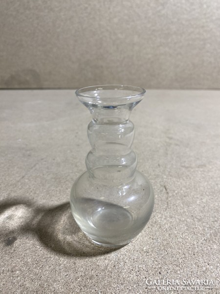 Üveg váza, art deco, 6 x 11 cm-es magasságú szépség.3034