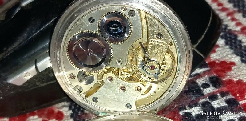 János Brauswettwr pocket watch