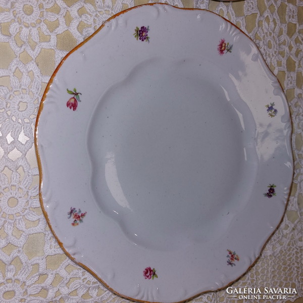 Zsolnay 2db, szép virágos lapos tányérok, lüszteres széllel