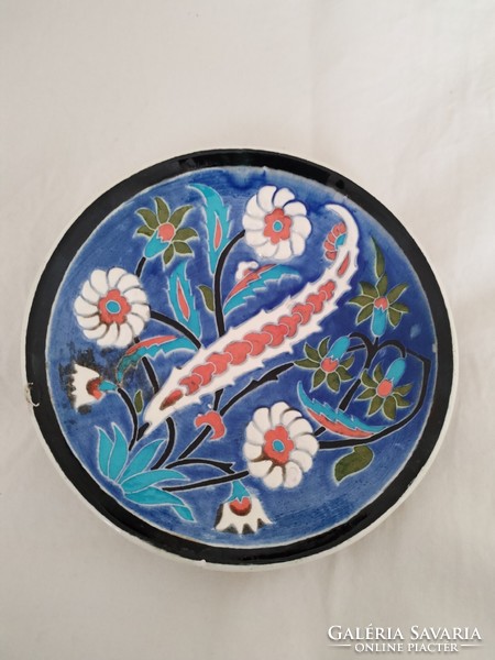 Manufaktúra, kerámia, dekorációs török tányér - domborfestetten