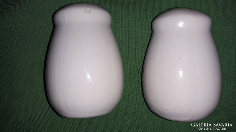 Very beautiful pink floral porcelain table salt and pepper shaker pair 8cm / piece together as shown in the pictures