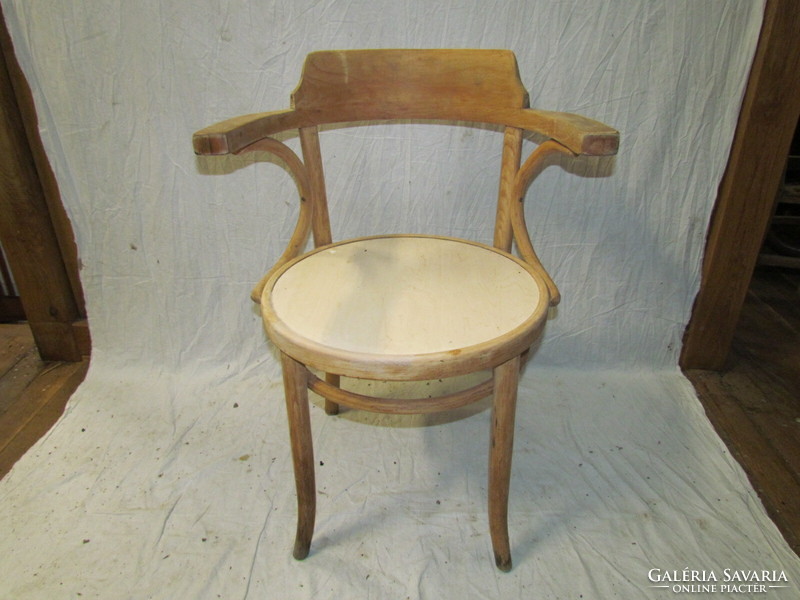 Antique thonet armchair (polished)
