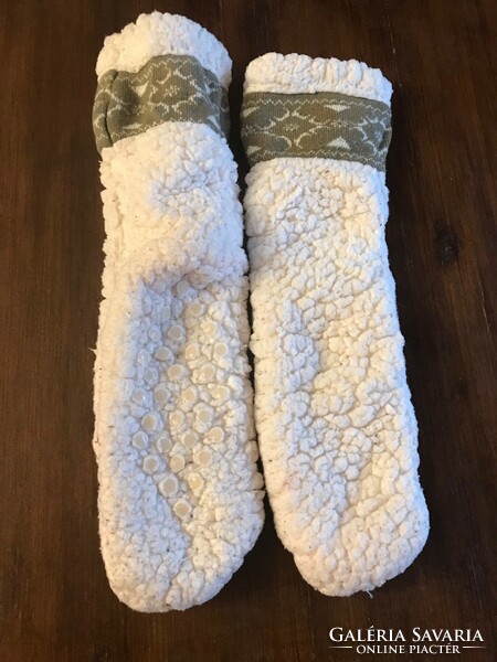 Warm socks-slippers with non-slip 
