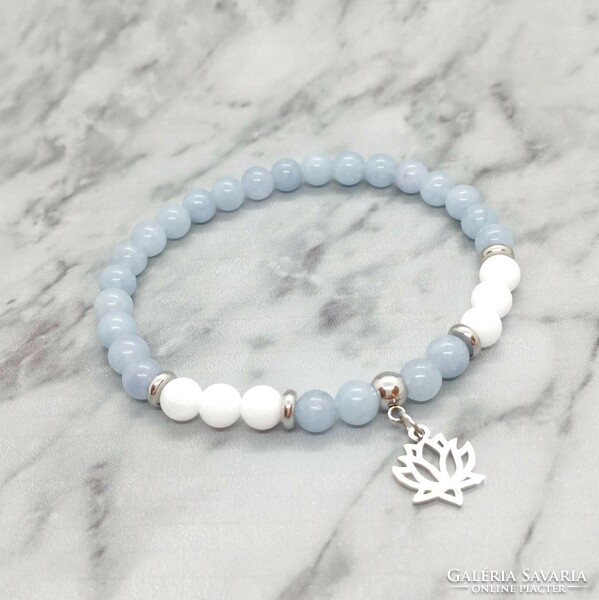 Aquamarine and jade mineral bracelet with stainless steel spacer