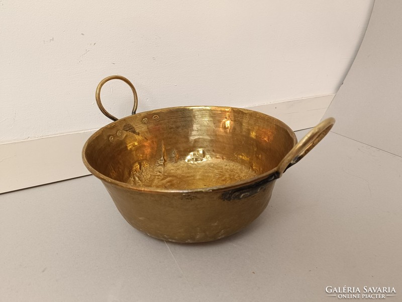 Antique kitchen tool patinated brass cauldron with foam handle with dents 234 8412