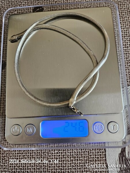 Flat snake chain 24.6 grams