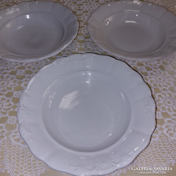 Zsolnay inda patterned white porcelain deep plates