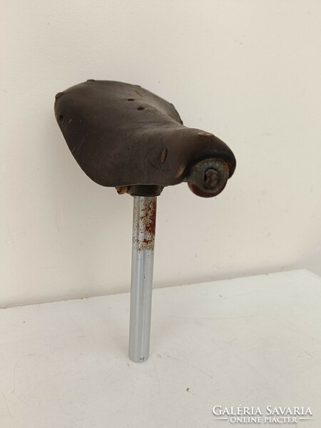 Antique bicycle seat bicycle saddle transportation vehicle 224 2406