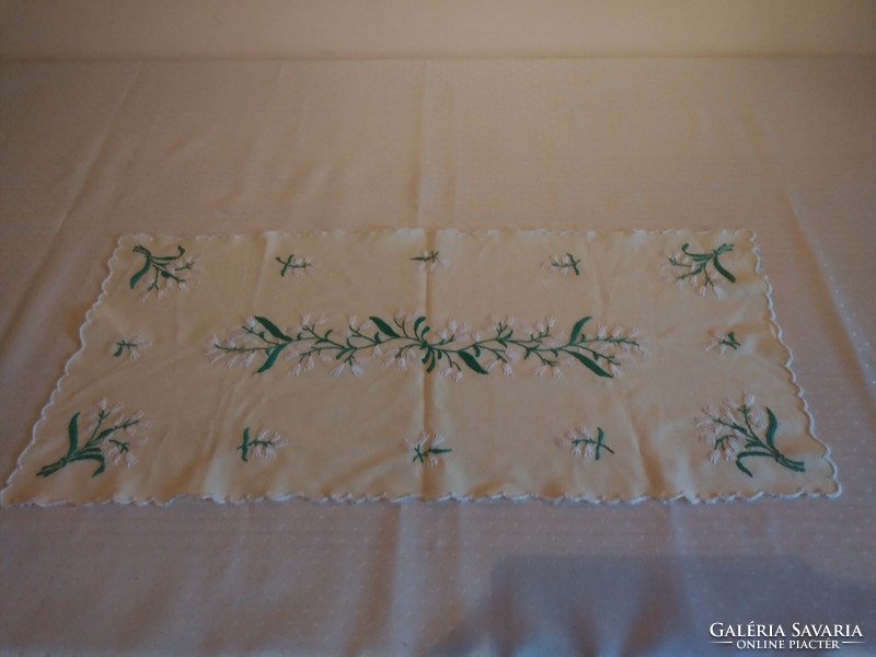 Yellow spring embroidered tablecloth