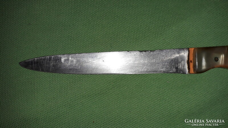 Antik gyöngyház nyelű kés vadászkés bőr tokjával 19 cm a penge 10 cm a képek szerint