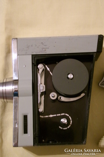 Movie camera meopta a8go 8mm retro Czech spring drive