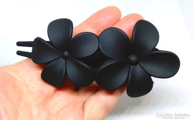 Black floral hair clip 7