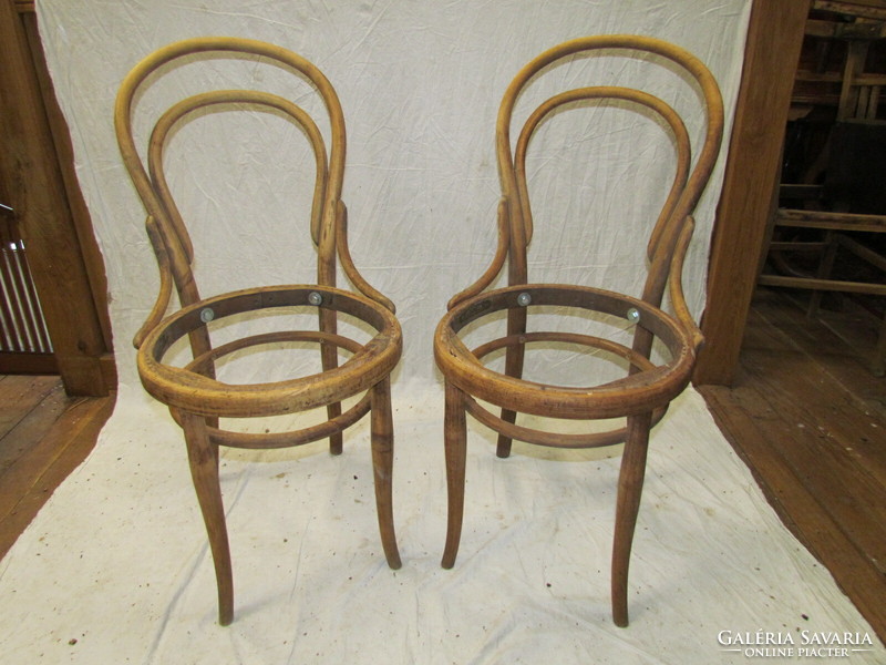 2 antique Viennese Thonet chairs (refurbished)