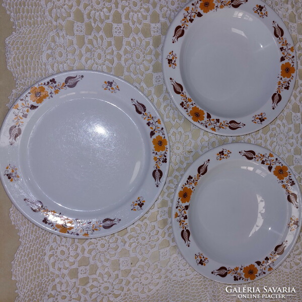 Alföldi panni patterned porcelain plates