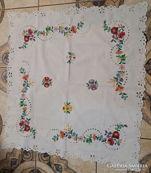 Kalocsai embroidered tablecloth