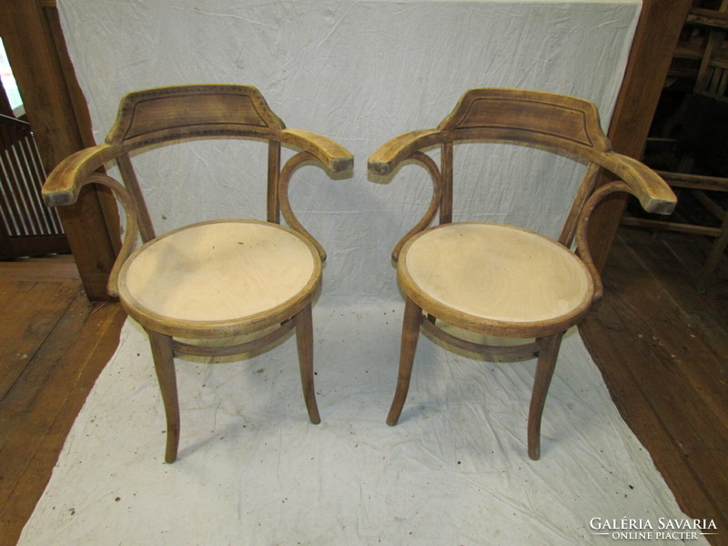 2 antique thonet armchairs (refurbished)