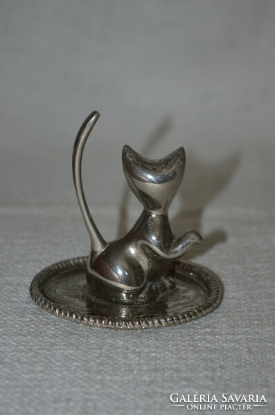 Ezüstözött fém gyűrűtartó / ékszertartó cica