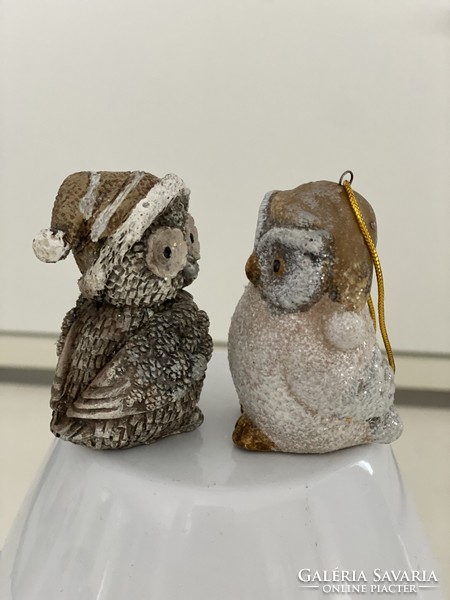 From the owl collection, 2 old owl figurine decorations, polyresin resin 6 cm