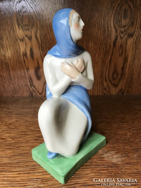 Antique Virgin Mary of Herend around 1920 !! A rare piece!