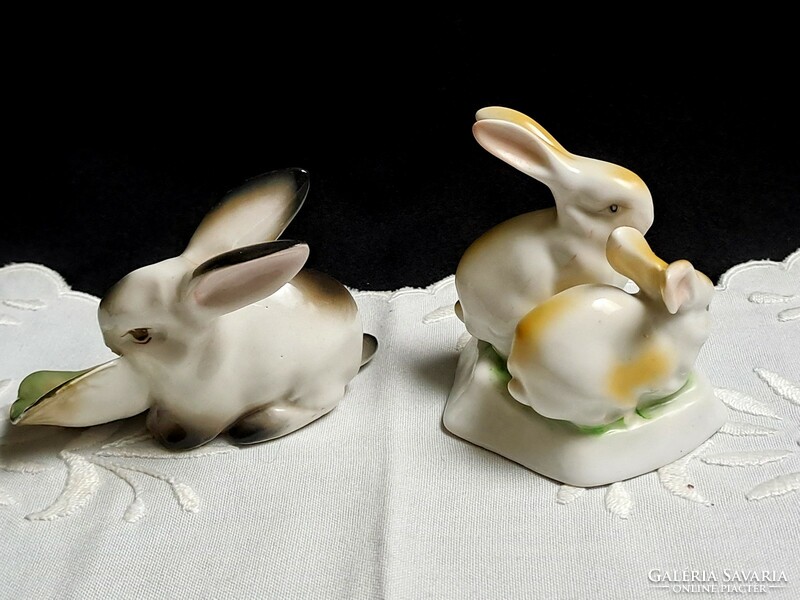 Hollóháza bunnies, pair of bunnies + gift Zsolnay bunnies with cabbage leaves