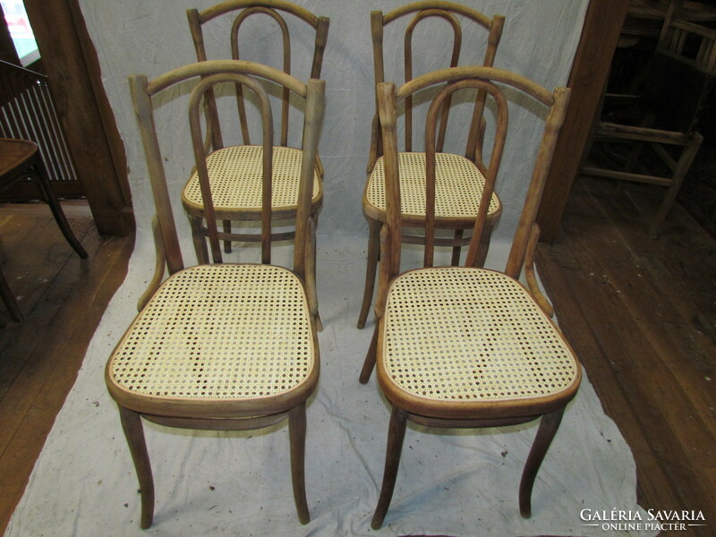 4 antique thonet chairs (refurbished)