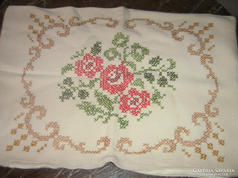 Baroque rose pattern woven cushion made with beautiful cross-stitch embroidery