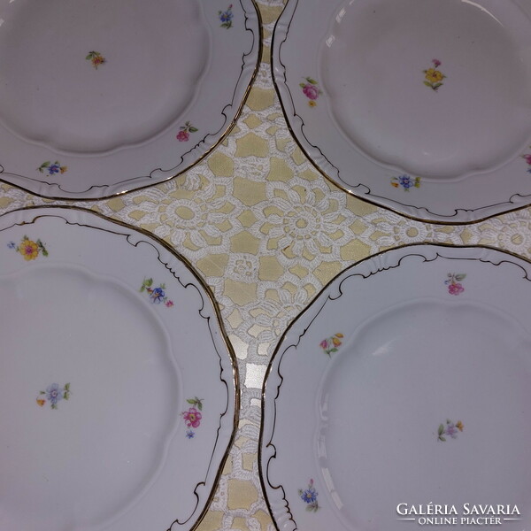Zsolnay porcelán, nagyon szép virágos süteményes tányérok, arany és barokkos széllel