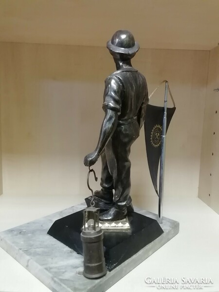 Bronz bányász szobor