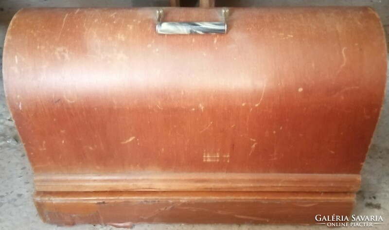 Antik táskavarrógép
