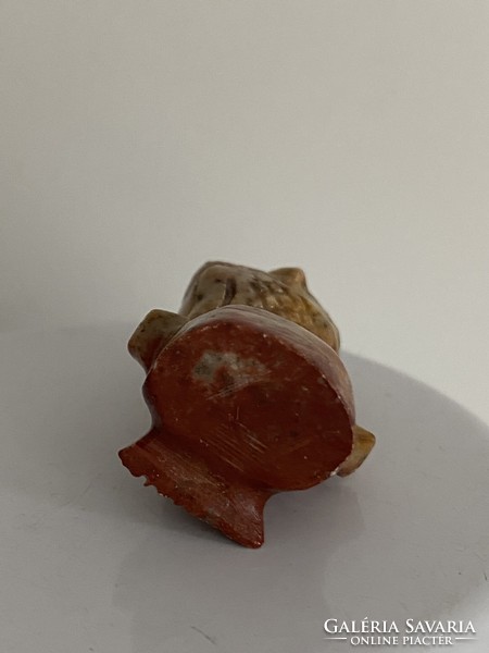 Bagoly-gyűjteményből  régi bagoly figurás kőből faragott dísz dekoráció 3,5 cm