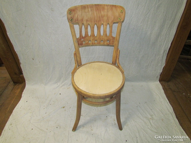 Antique thonet chair (refurbished)