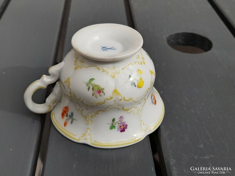 Beautiful antique Meissen cup