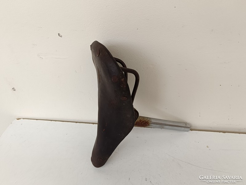 Antique bicycle seat bicycle saddle transportation vehicle 224 2406