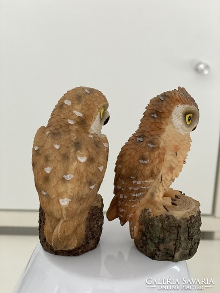 From the owl collection, 2 old owl figurine decorations, polyresin resin 8 cm