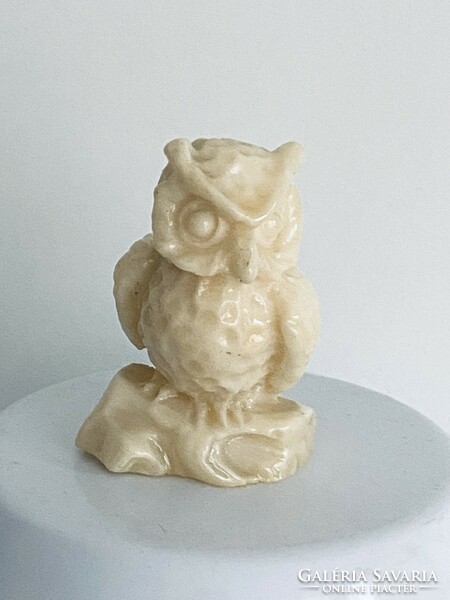 From the owl collection, an old owl ornament decoration 5 cm