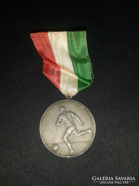 Railway trade union sports secretariat (1848-1948) football medal on ribbon