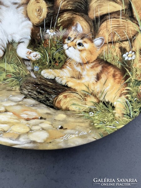 Macskás porcelán dísztányér, kiscicás falitányér - Wolfgang Kaiser