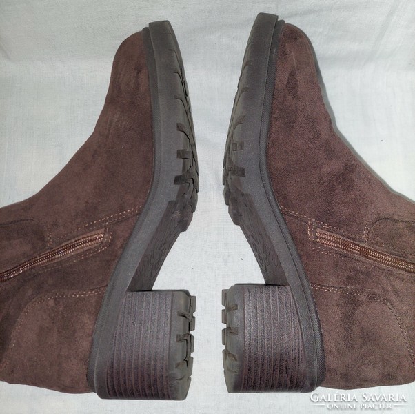 40 suede ankle boots
