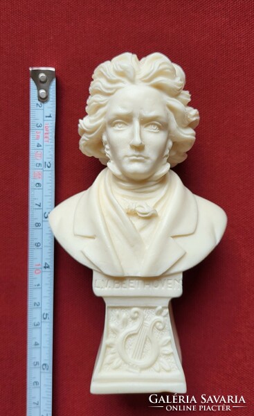 Ludwig van beethoven bust bust statue