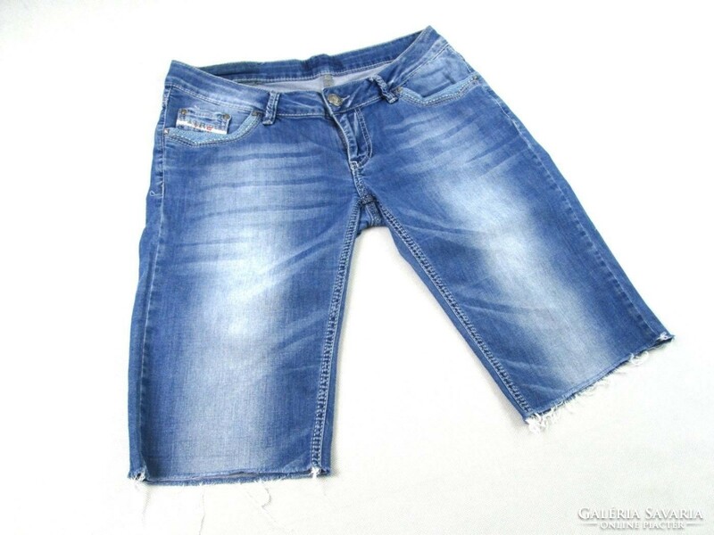 Original diesel (w30) women's denim shorts / knee breeches